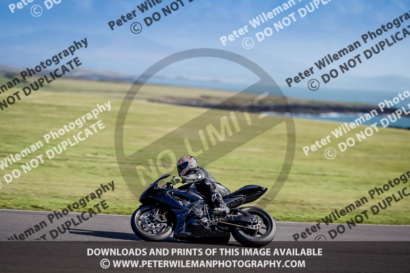 anglesey no limits trackday;anglesey photographs;anglesey trackday photographs;enduro digital images;event digital images;eventdigitalimages;no limits trackdays;peter wileman photography;racing digital images;trac mon;trackday digital images;trackday photos;ty croes